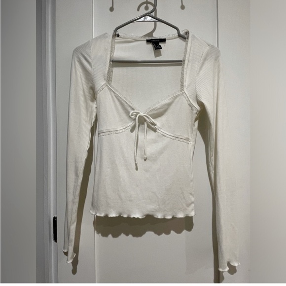 CLOSET CLEAROUT 2 FOR $15 - Picture 4 of 10